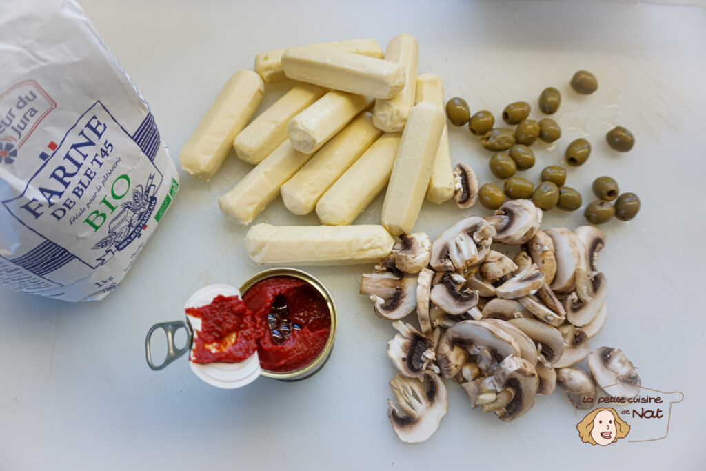 Quenelles à la tomate, olives vertes et champignons recettes quenelles à la tomate, olives vertes et champignons