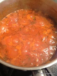 sauce tomate aux tiges de fenouil et anchois