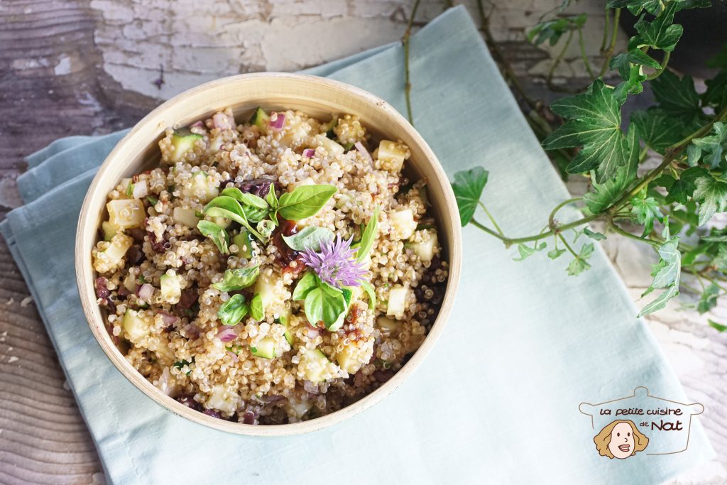 salade de quinoa aux courgettes crues