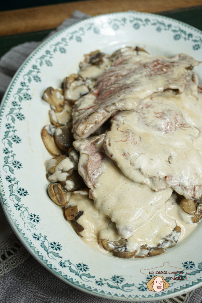 Escalopes de veau à la crème et aux champignons recettes escalopes de veau à la crème et aux champignons