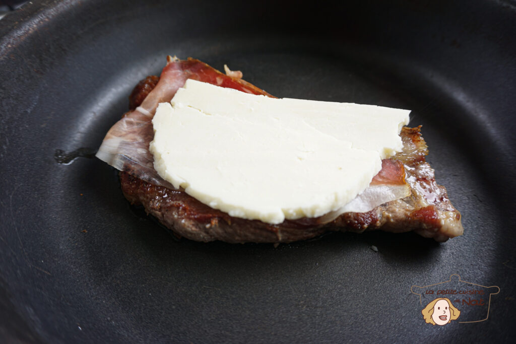 Côtes de porc gratinées au fromage viande côtes de porc gratinées au fromage