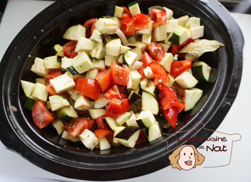 Ratatouille à la mijoteuse électrique : la recette facile et sans surveillance recettes ratatouille à la mijoteuse électrique