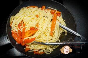 Linguine aux poivrons et à l’ail pâtes et riz Linguine aux poivrons et à l’ail